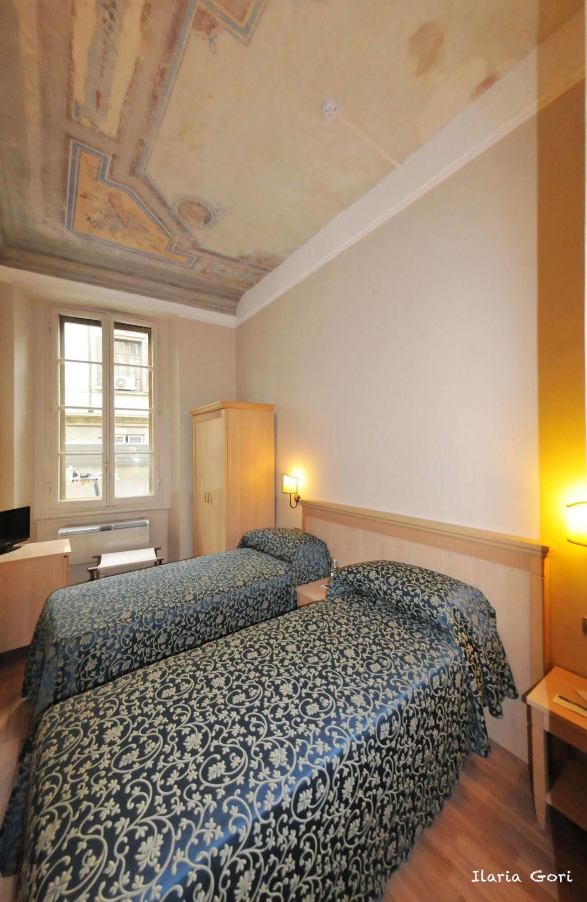 Hhb Hotel Флоренция Экстерьер фото