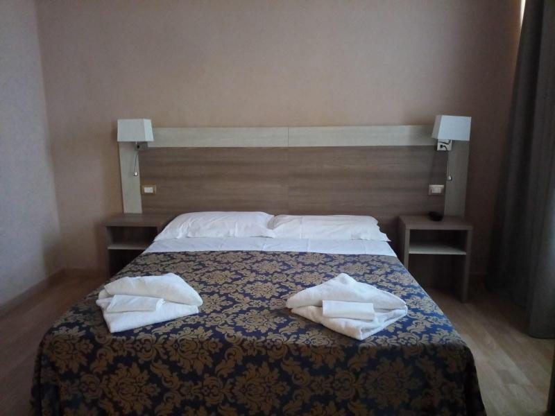 Hhb Hotel Флоренция Экстерьер фото